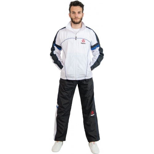 Trainingsanzug mit schwarzer Trainingshose